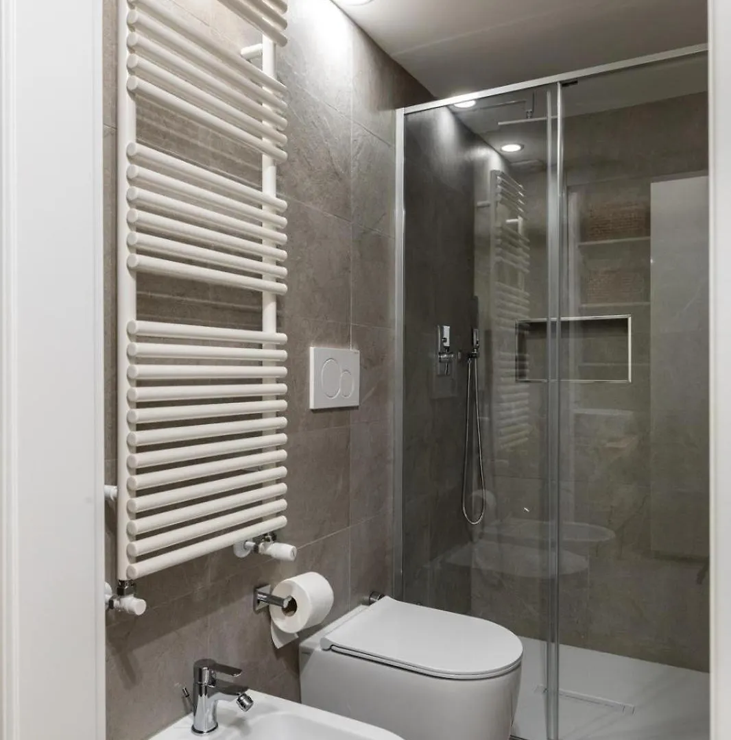 Apartamento Ai Piedi Del Bosco Center Mm Isola Milán 0*,